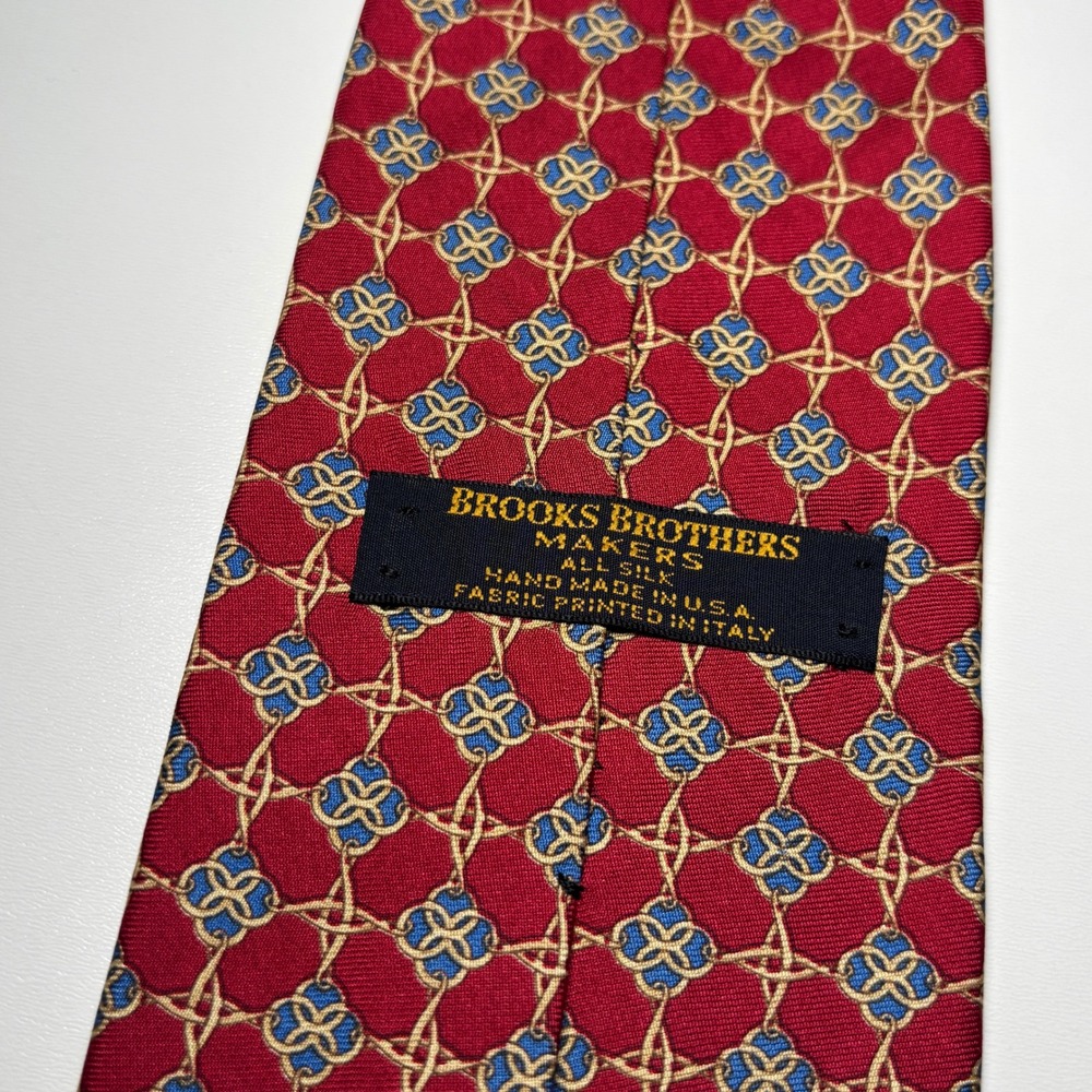 Brooks Brothers Vintage Silk Red Geometric Lattice NeckTie Makers USA Made Tie - Picture 2 of 6